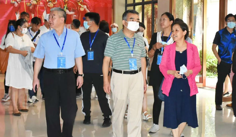 海峡职工论坛代表莅临BCK体育科技交流高质量生长履历_政府来访_BCK体育